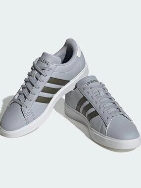 NWT Adidas Men's Grand Court 2.0 Sneaker Halo Silver Shadow Olive Size 9